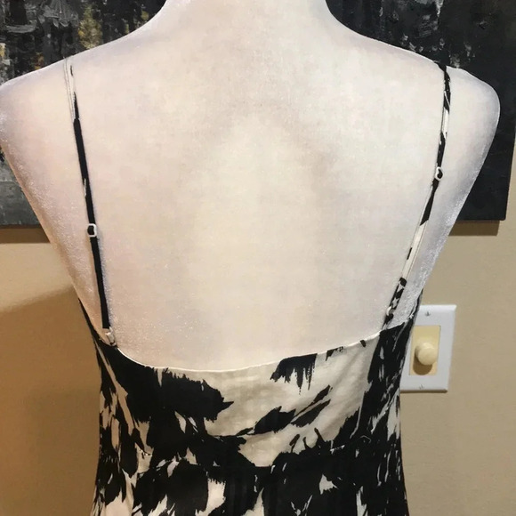 LOFT Black and White Floral Cotton Dress with Adjustable Straps & Ruffle Hem-8 - Picture 7 of 11